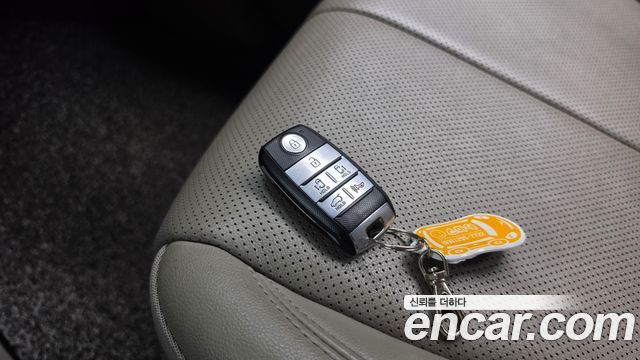 Kia Carnival 9-Seater Noblesse Special 2020 — фото 30