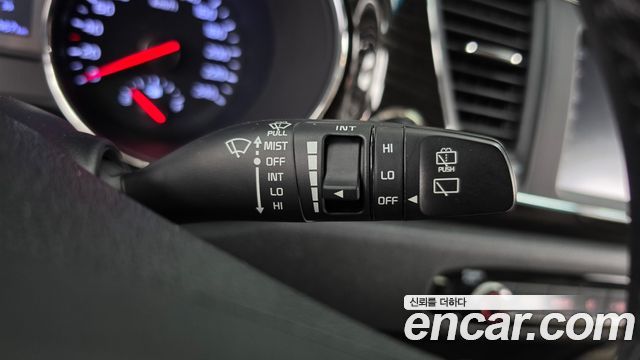 Kia Carnival 9-Seater Noblesse Special 2020 — фото 35