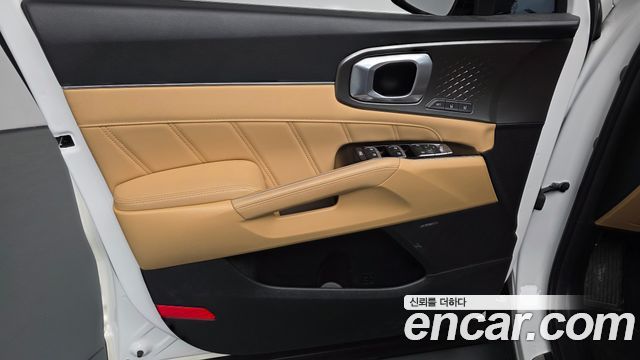 Kia Sorento (IV) HEV 1.6 2WD Gravity 2023 — фото 24