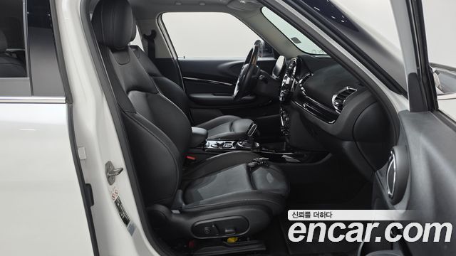 MINI Cooper Clubman Classic 2nd 2024 — фото 11
