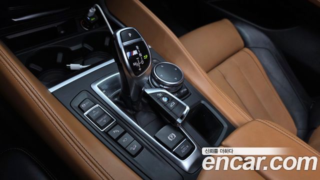 BMW X6 (F16) M50d 2015 — фото 9