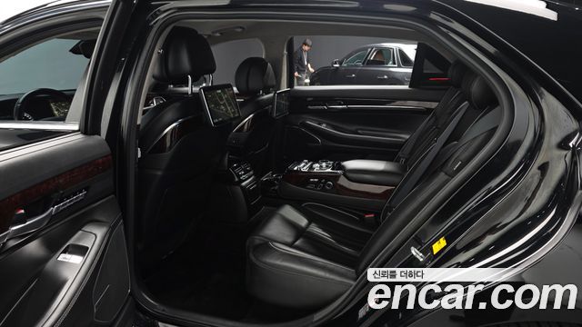 Genesis EQ900 3.8 GDI AWD Prestige 2016 — фото 11