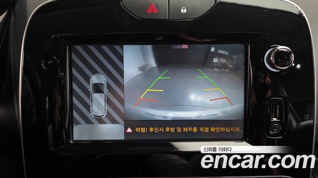 Renault Korea Clio Intens 2018 — фото 14