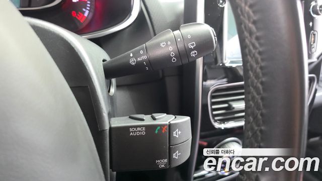 Renault Korea Clio Intens 2018 — фото 20