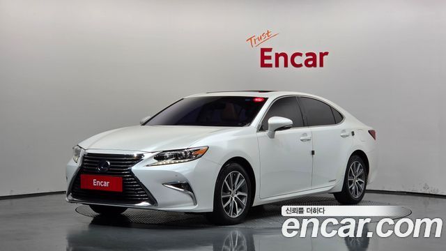 Lexus ES300h Supreme XV60