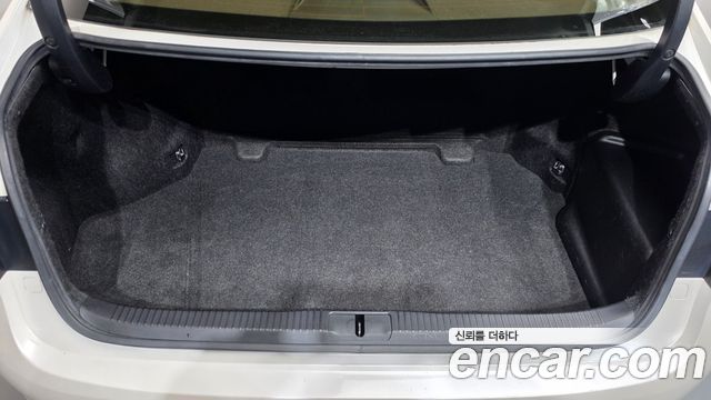 Lexus ES300h Supreme XV60 2017 — фото 17