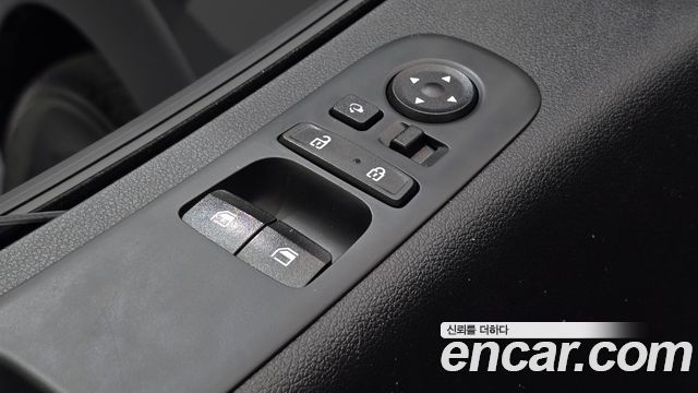 Hyundai Staria Cargo 5-Seater Smart 2022 — фото 13