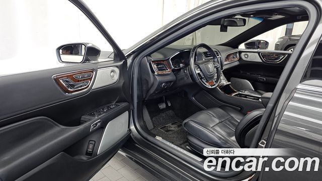 Lincoln Continental (X) 3.0 AWD 2019 — фото 10