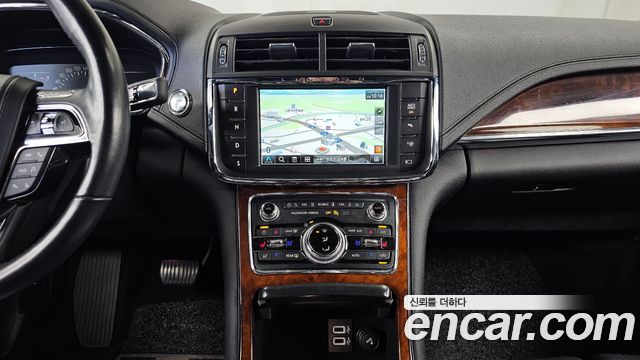 Lincoln Continental (X) 3.0 AWD 2019 — фото 14