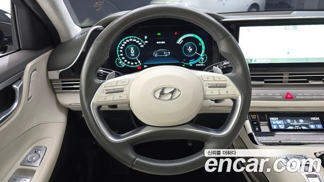 Hyundai Grandeur Hybrid (IG) Calligraphy 2022 — фото 14