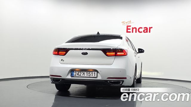 Kia K7 3.0 LPI Prestige (Rental Car) 2016 — фото 4