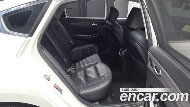 Kia K7 3.0 LPI Prestige (Rental Car) 2016 — фото 11