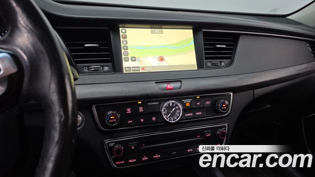 Kia K7 3.0 LPI Prestige (Rental Car) 2016 — фото 13
