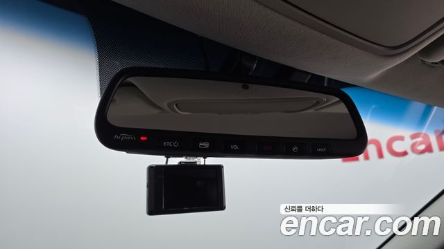 Kia K7 3.0 LPI Prestige (Rental Car) 2016 — фото 19