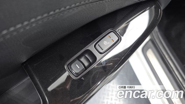 Kia K7 3.0 LPI Prestige (Rental Car) 2016 — фото 29