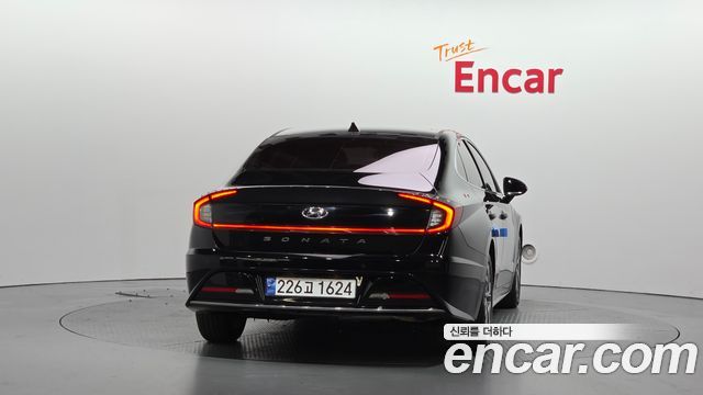 Hyundai Sonata (DN8) 2.0 Premium Plus 2023 — фото 4