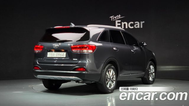 Kia Sorento Diesel 2.0 2WD Noblesse 2016 — фото 2