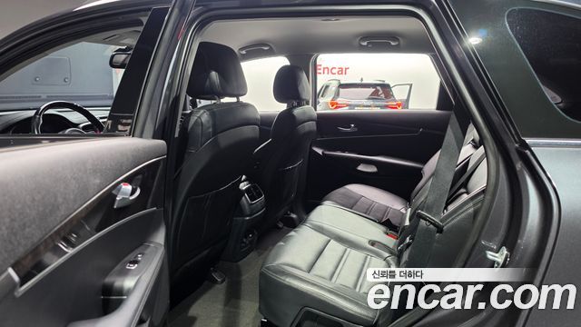 Kia Sorento Diesel 2.0 2WD Noblesse 2016 — фото 11