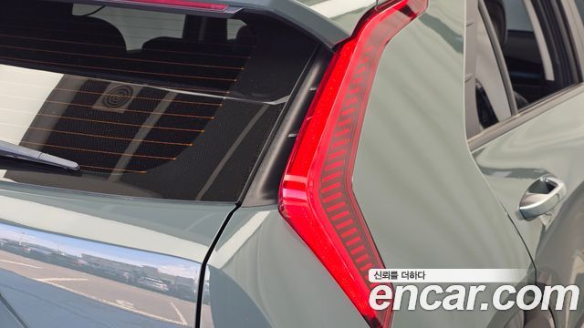 Kia Niro Signature 2024 — фото 23