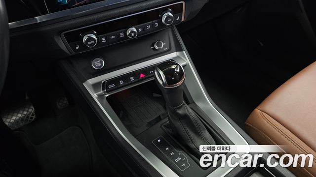 Audi Q3 (F3) 35 TDI Premium 2020 — фото 9
