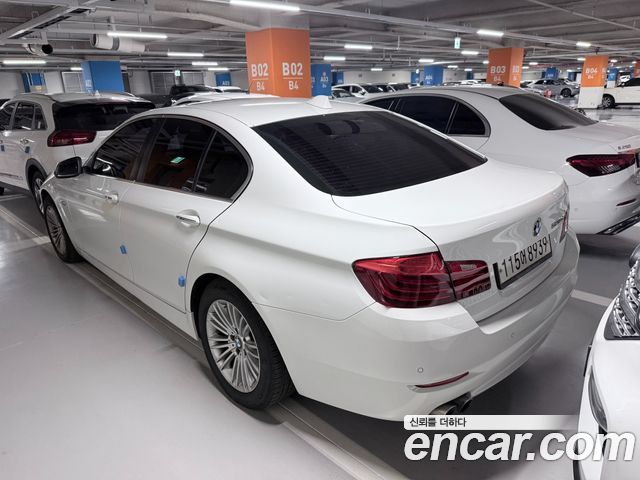 BMW 5 Series (F10) 520d 2015 — фото 2