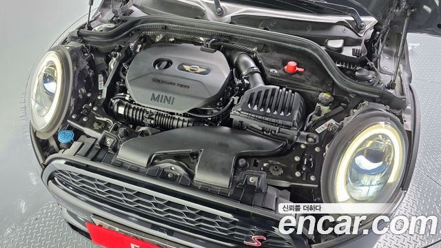 MINI Cooper S 5Door Standard 3rd 2015 — фото 6