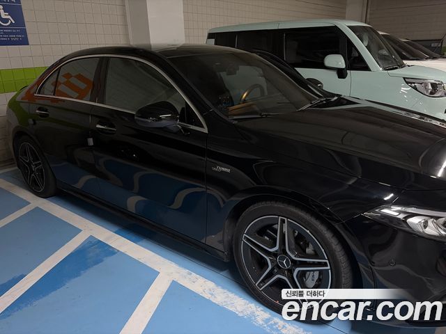 Mercedes-Benz A-Class (W177) AMG A35 4MATIC Sedan 2021 — фото 6