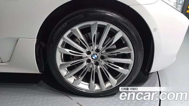 BMW 6 Series GT (G32) 640i xDrive Luxury 2018 — фото 21