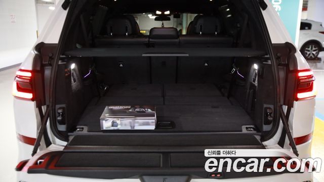BMW X7 (G07) xDrive 40d M Sport 7 STR 2026 — фото 16