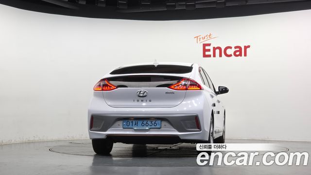 Hyundai Ioniq Electric N 2018 — фото 4