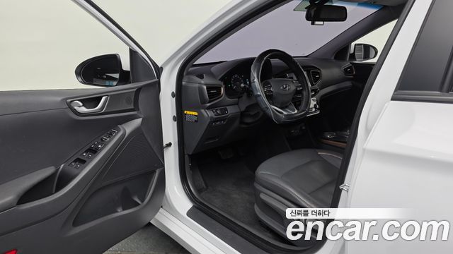 Hyundai Ioniq Electric N 2018 — фото 10
