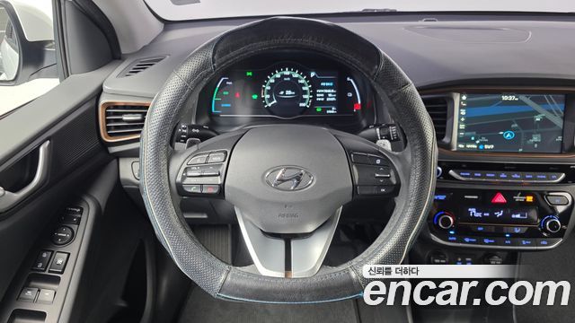 Hyundai Ioniq Electric N 2018 — фото 17