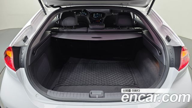 Hyundai Ioniq Electric N 2018 — фото 24