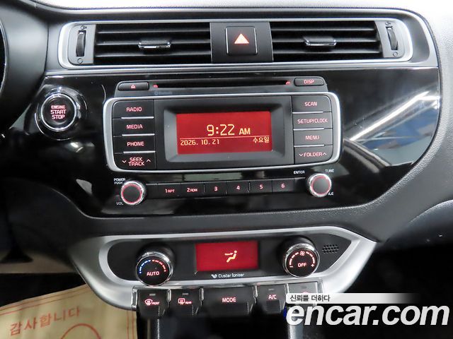 Kia Pride 4DR 1.6 GDI Luxury 2015 — фото 21