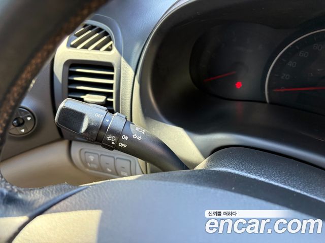 Kia Carnival R Grand Carnival GLX Luxury 2013 — фото 7