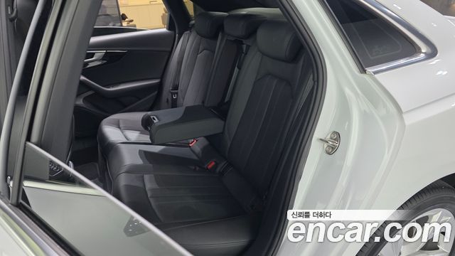 Audi A4 (B9) 40 TFSI Premium 2021 — фото 12
