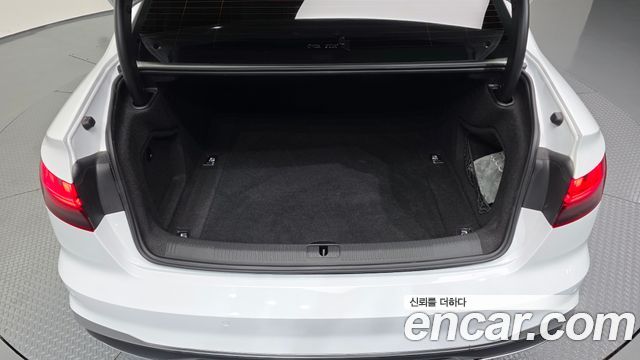 Audi A4 (B9) 40 TFSI Premium 2021 — фото 16
