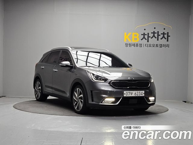 Kia Niro Noblesse 2018 — фото 2