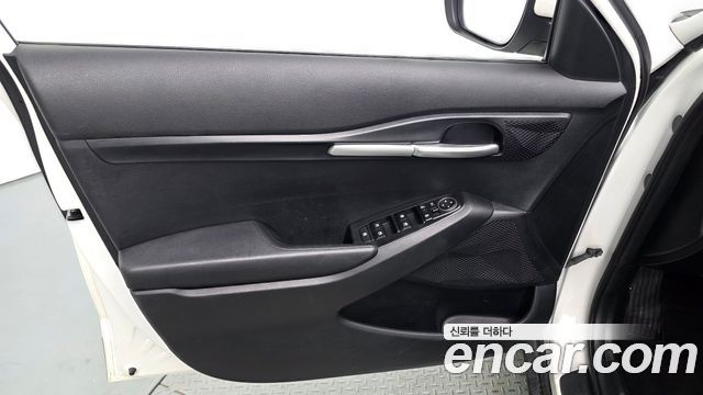Kia Seltos Gasoline 1.6 Turbo 2WD Prestige 2024 — фото 24