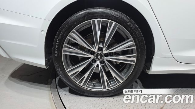 Audi A6 (C8) 45 TFSI Quattro Premium 2023 — фото 5
