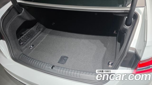 Audi A6 (C8) 45 TFSI Quattro Premium 2023 — фото 32