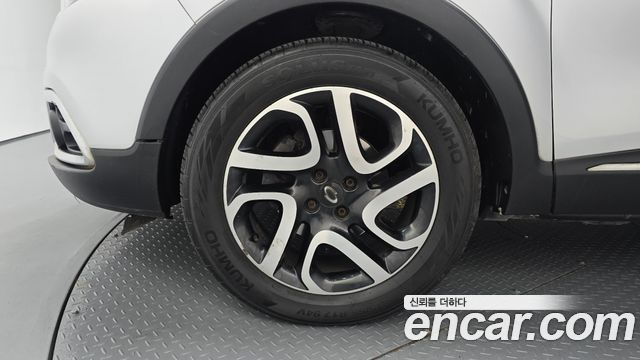 Renault Korea QM3 LE 2015 — фото 5