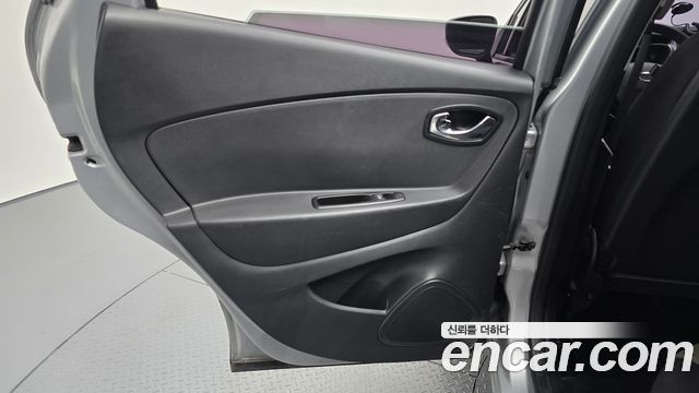Renault Korea QM3 LE 2015 — фото 25
