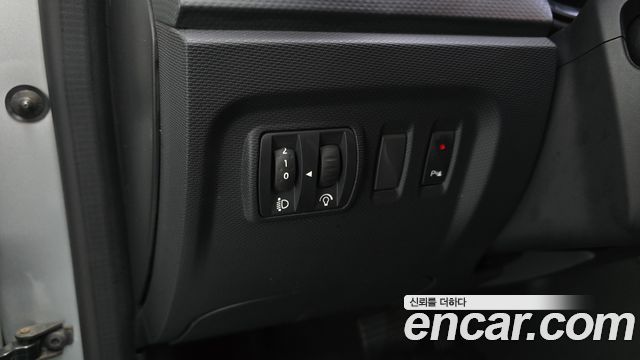 Renault Korea QM3 LE 2015 — фото 28