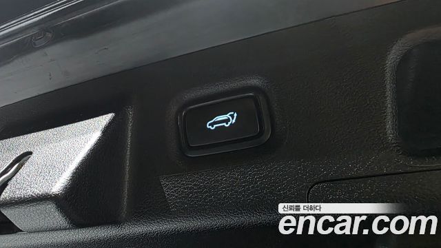 Hyundai Santa Fe Diesel 2.2 2WD Prestige 2021 — фото 32
