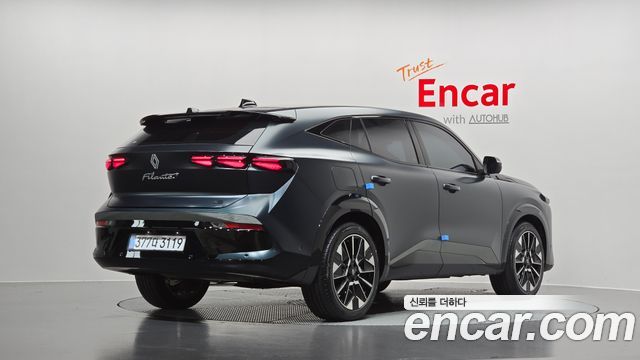 Renault Korea Filante 1.5 E-Tech Iconic 2WD 2027 — фото 2