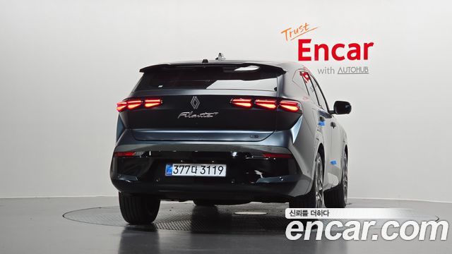 Renault Korea Filante 1.5 E-Tech Iconic 2WD 2027 — фото 4