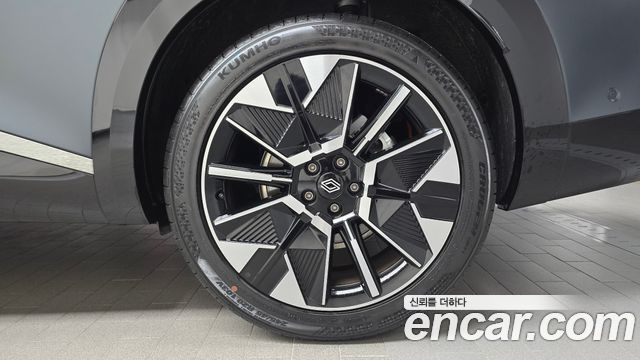 Renault Korea Filante 1.5 E-Tech Iconic 2WD 2027 — фото 21