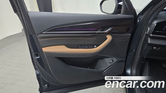 Renault Korea Filante 1.5 E-Tech Iconic 2WD 2027 — фото 24