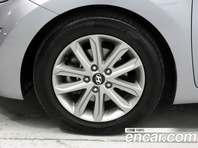 Hyundai Avante 1.6 GDi Modern Standard 2014 — фото 5